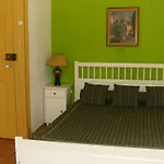 Dias e Dominguez